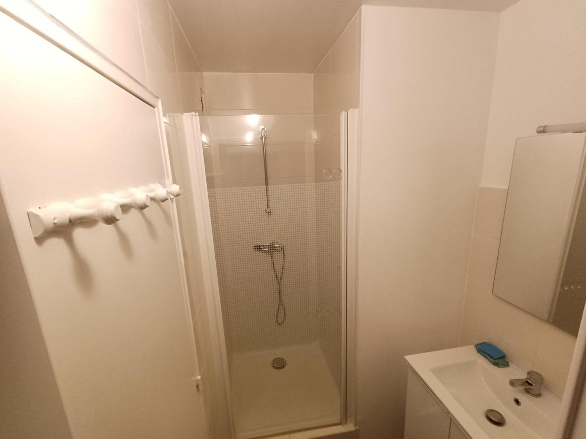 Appartement Independant Proche Paris, Roissy Cdg, Asterix, Disneyland Митри-Мори Экстерьер фото